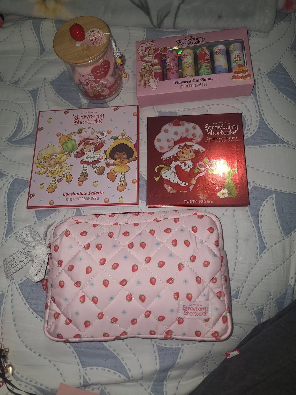 Strawberry Shortcake Cosmetic Bag Eyeshado Contour Lip Balm Makep Blenders